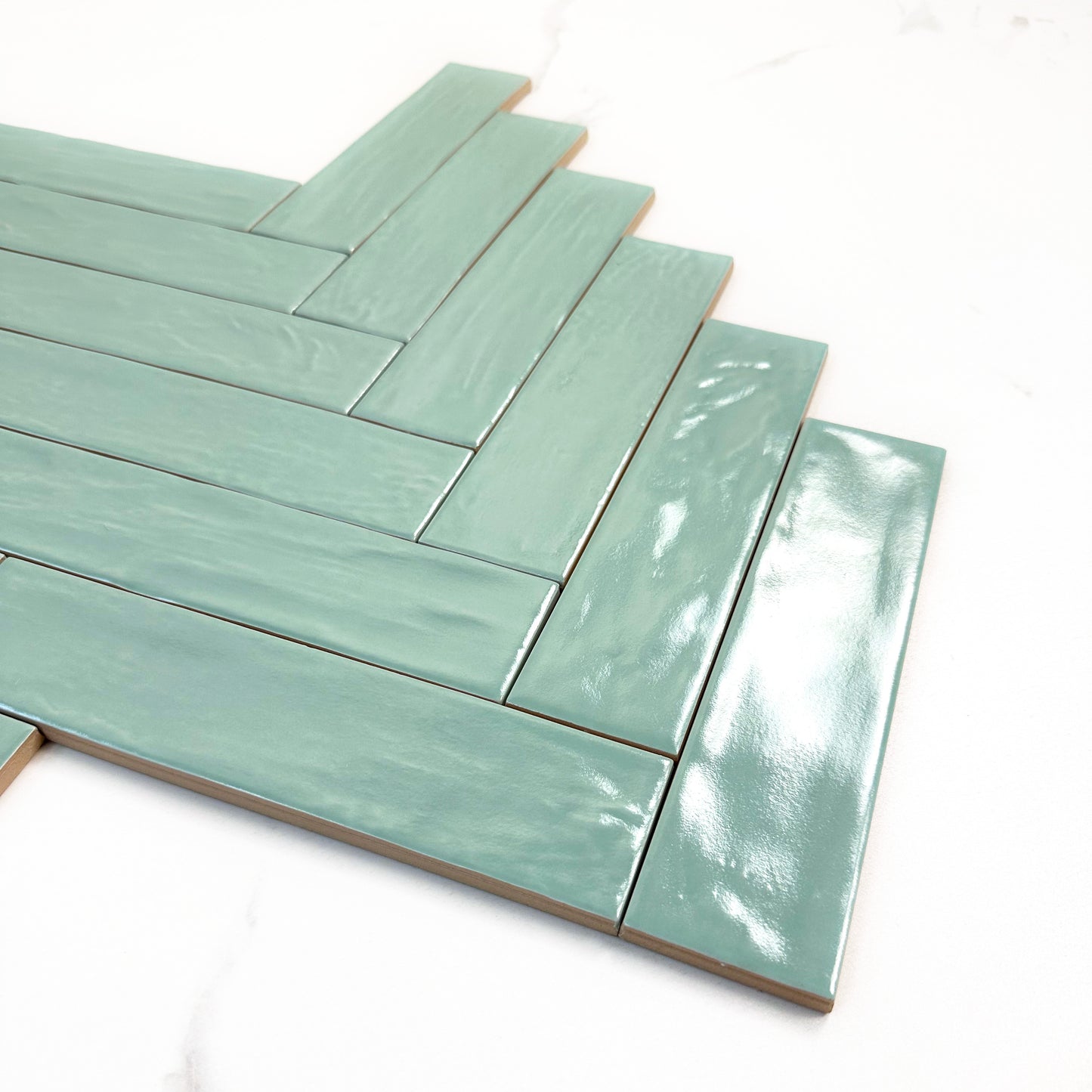 Ceramic kitchen and bathroom tile