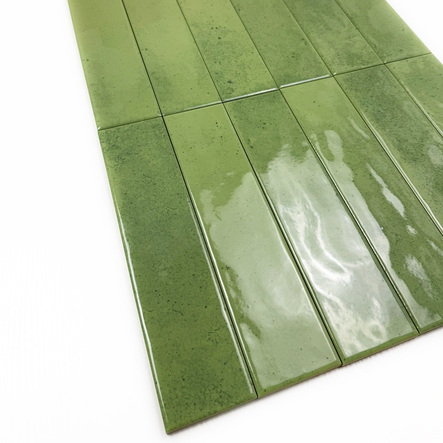 Lustre Vintage Fern Green Glossy Ceramic Artisanal Tile