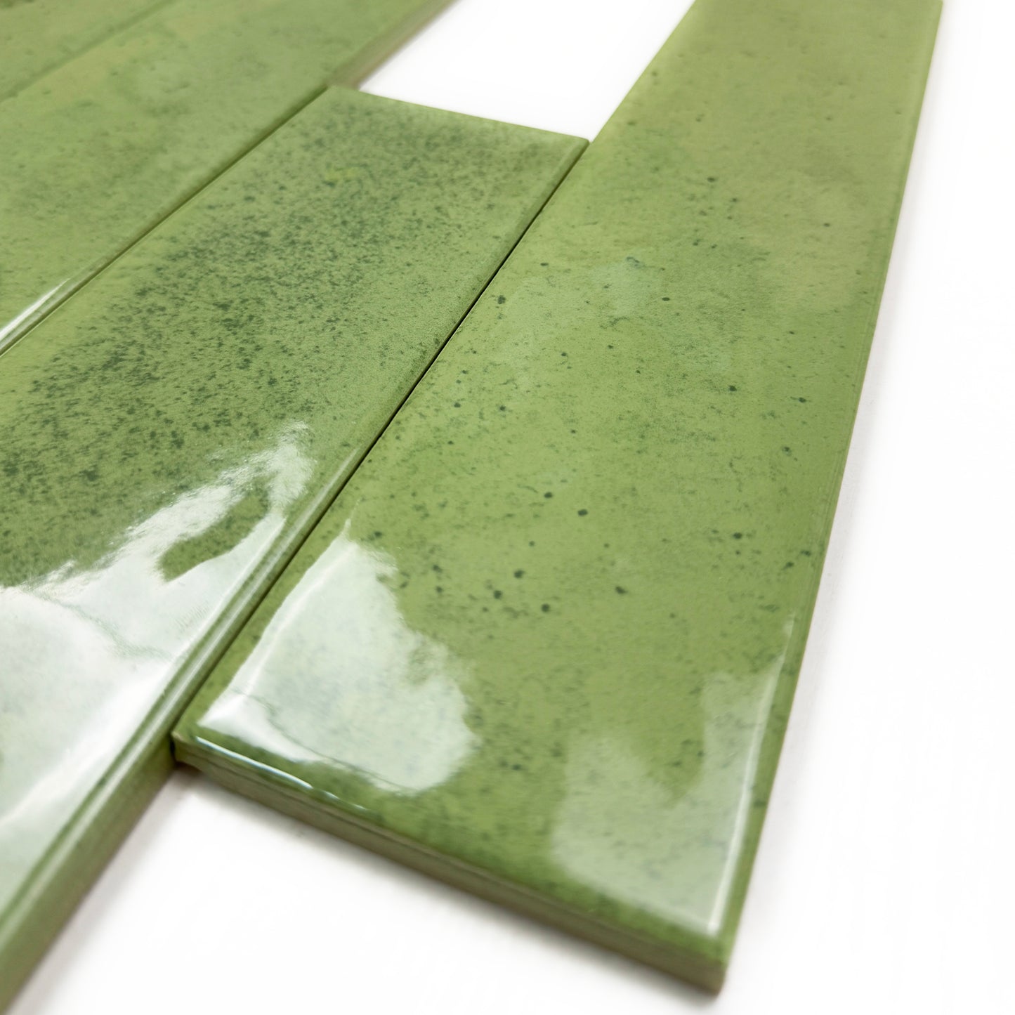 Lustre Vintage Fern Green Glossy Ceramic Artisanal Tile
