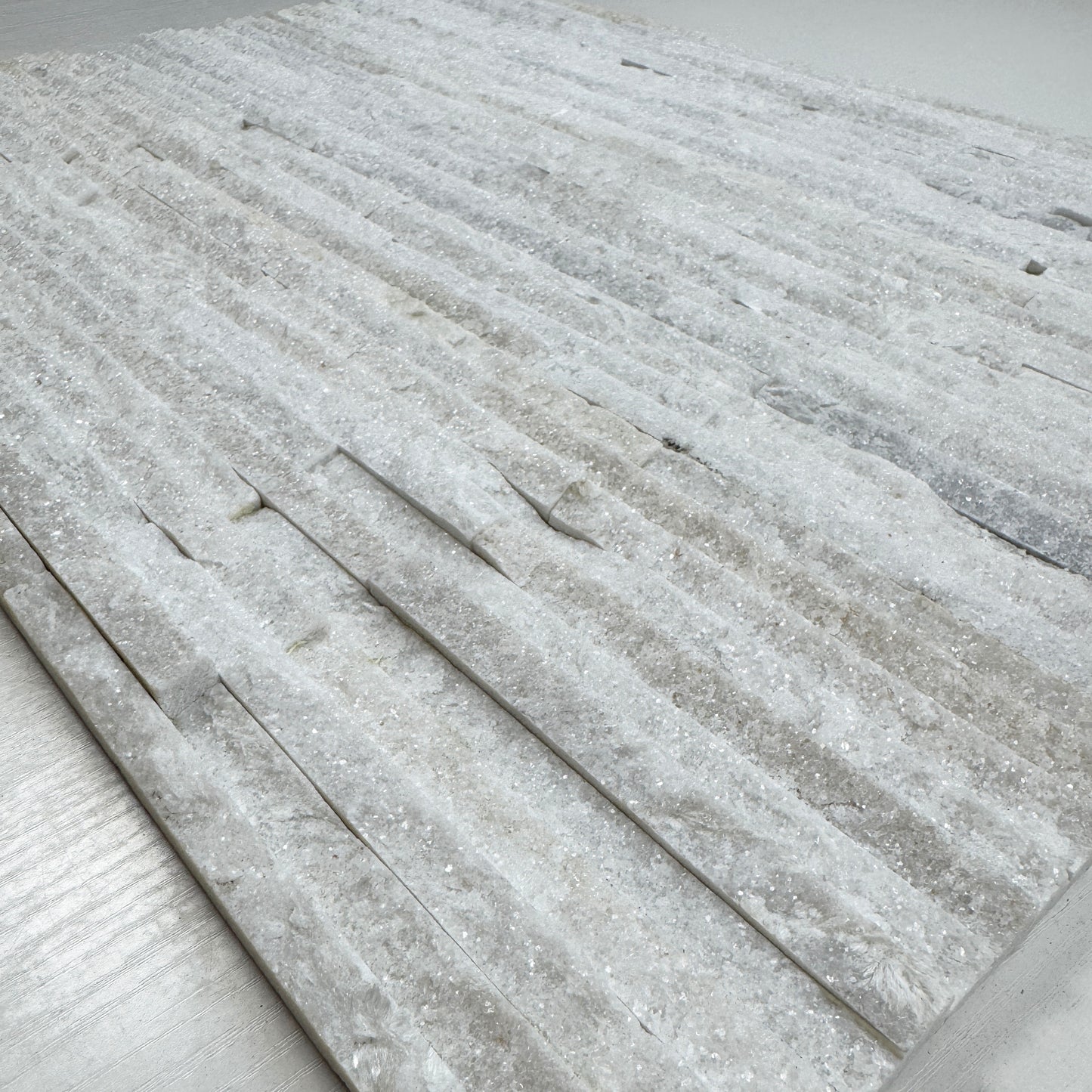Twilight Stream Series White Split Quartz Wall Cladding