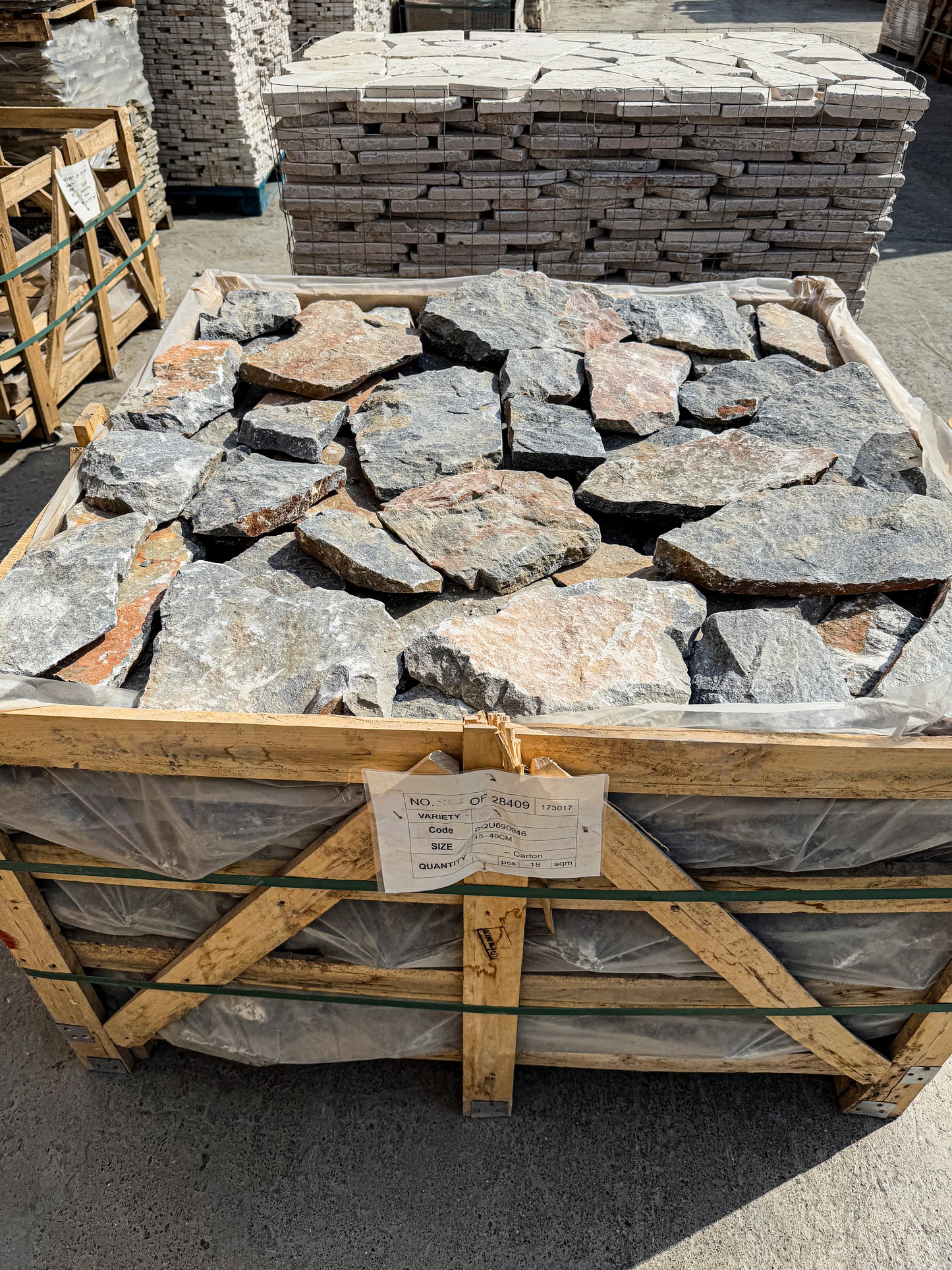 Opulent Flagstone Series Light Grey & Iron Grey Loose Random Piece Slate Wall Cladding