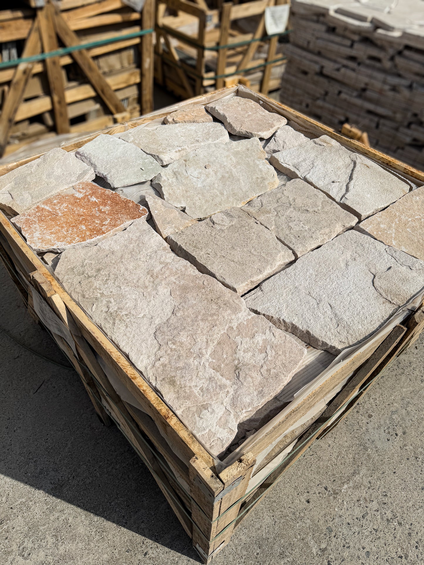Opulent Flagstone Series White Loose Random Pieces  Sandstone Flag Stone