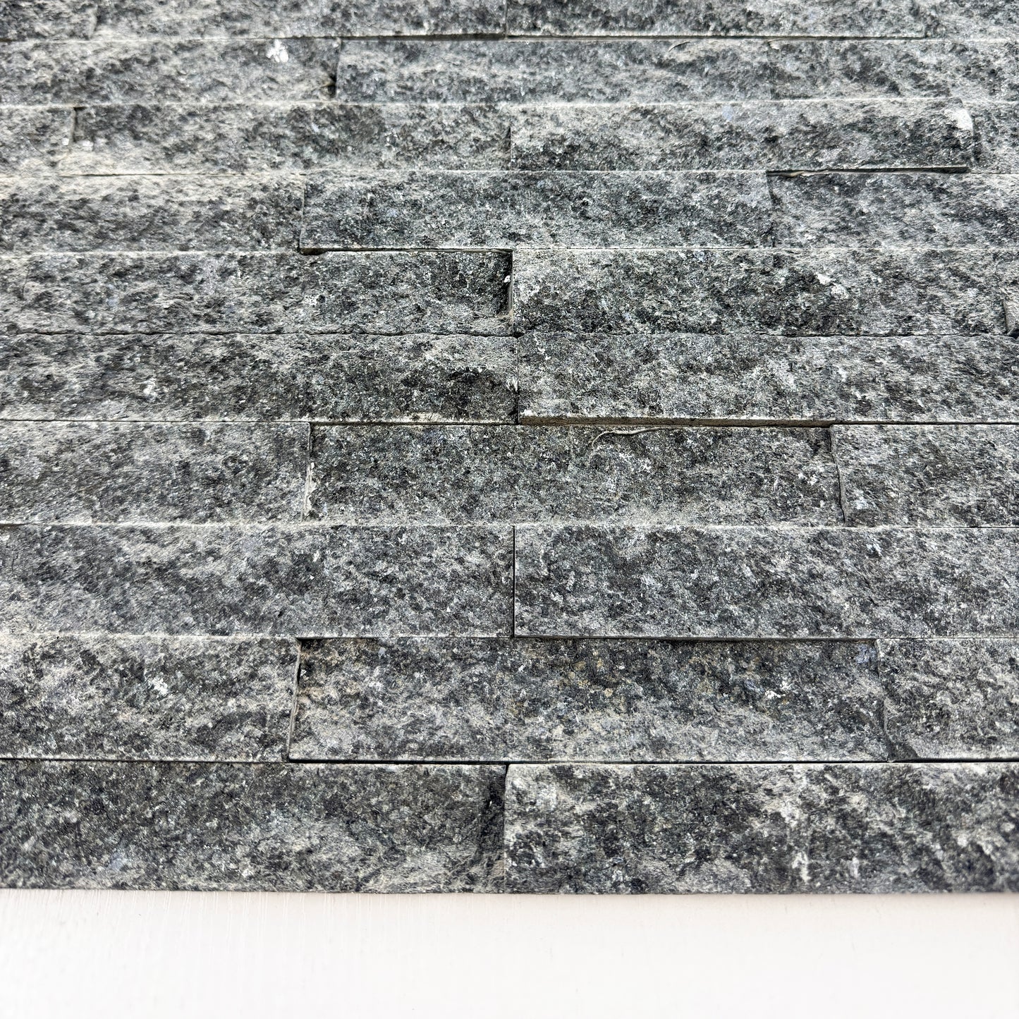 Starlit Quartz Series Charcoal Grey Split Granite Wall Cladding
