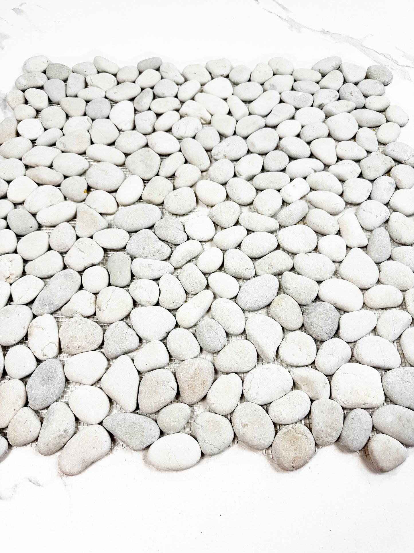 Pebble Serenade Off White & Light Beige Semi-Matte Irregular Round Shape Natural Pebble Stone Mosaic